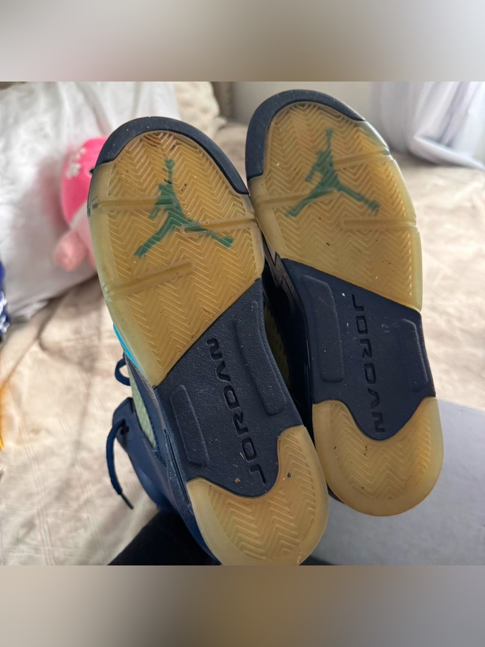 Air Jordan 5 Retro - Picture 2 of 4